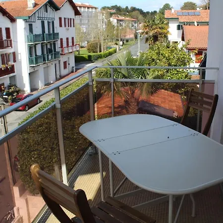 Apartment 4 Pieces Plage A Pied Terrasse